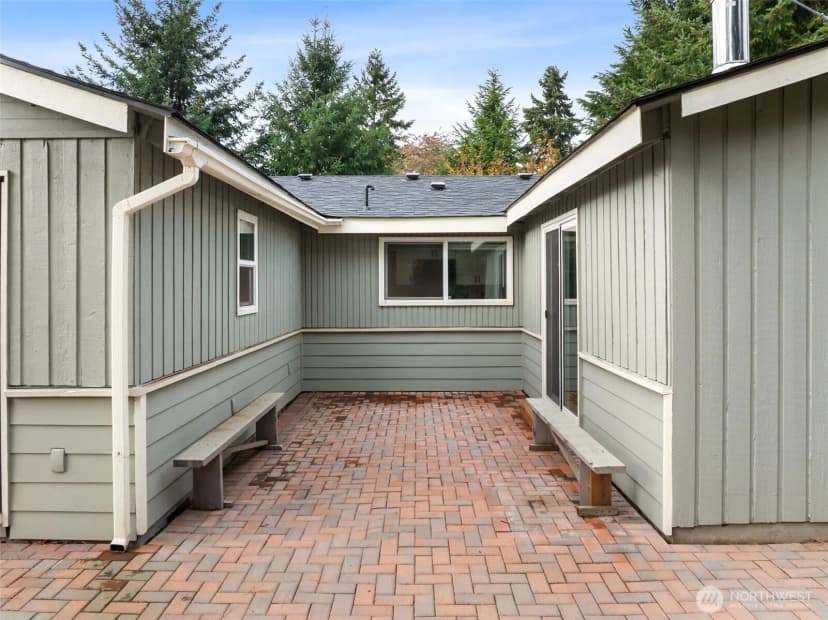 Property photo for 31708 7th Avenue S, Federal Way photo 31