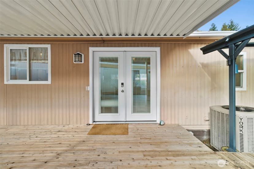 Property photo for 11427 Se 226th Street, Kent photo 3