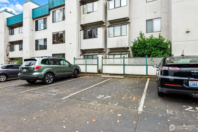 Property photo for 1740 Ne 86th Street #215, Seattle photo 17
