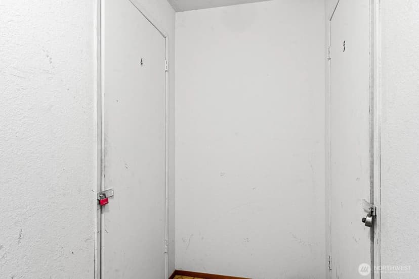 Property photo for 1740 Ne 86th Street #215, Seattle photo 18