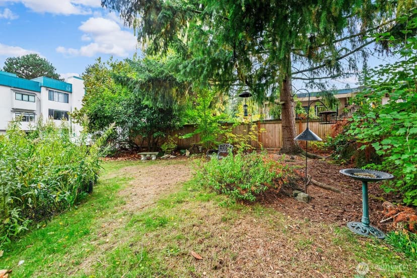 Property photo for 1740 Ne 86th Street #215, Seattle photo 23