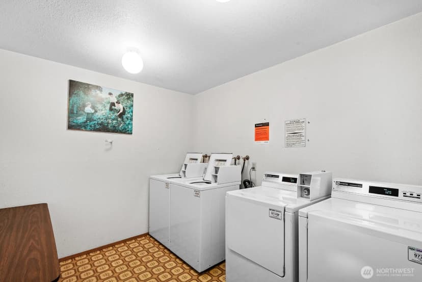 Property photo for 1740 Ne 86th Street #215, Seattle photo 19