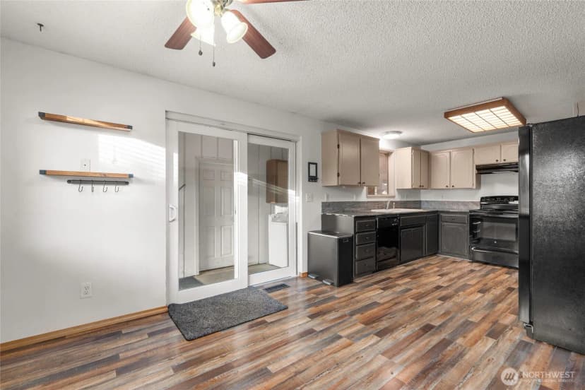 Property photo for 816 W Simpson, Montesano photo 8