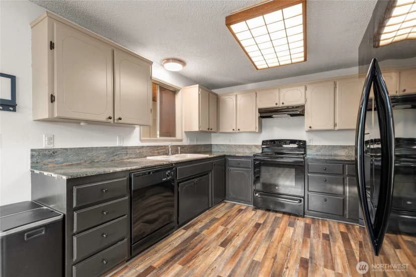 Property photo for 816 W Simpson, Montesano photo 9