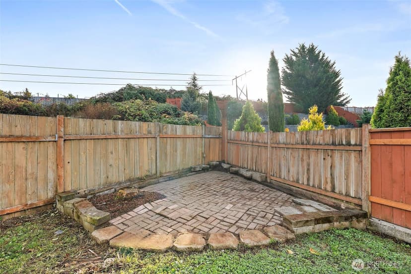 Property photo for 15415 41st Avenue E, Tacoma photo 30