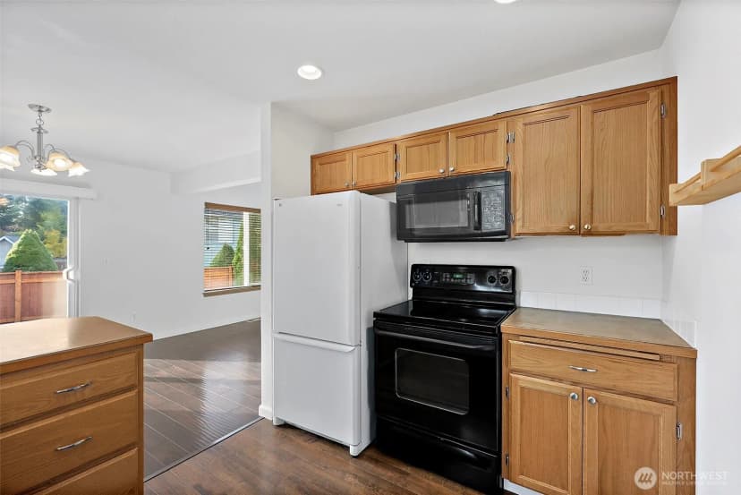 Property photo for 15415 41st Avenue E, Tacoma photo 18