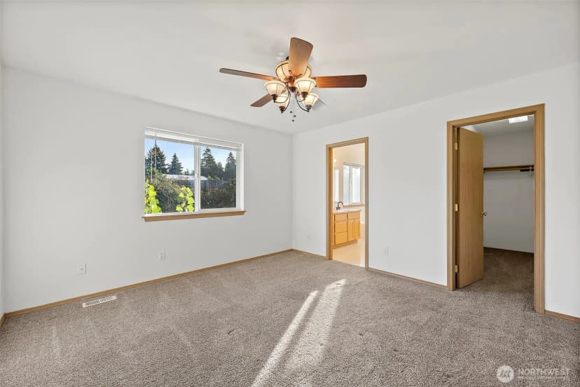 Property photo for 15415 41st Avenue E, Tacoma photo 22