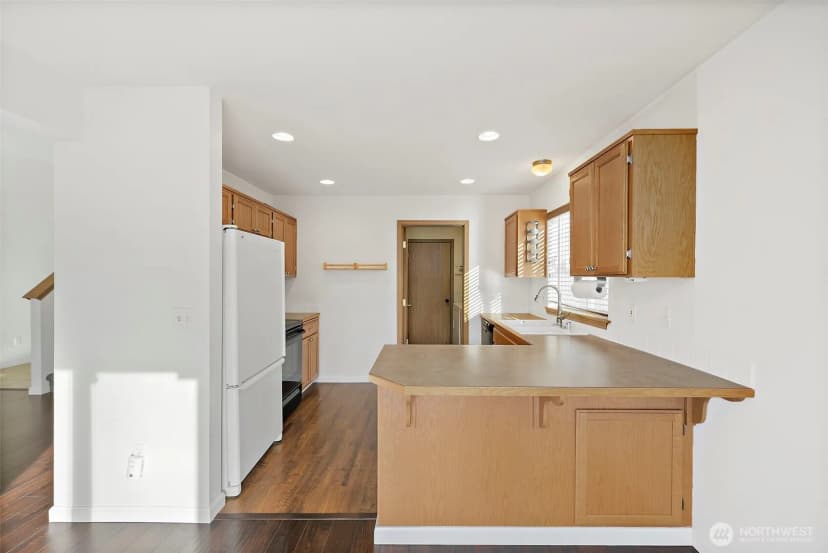 Property photo for 15415 41st Avenue E, Tacoma photo 13