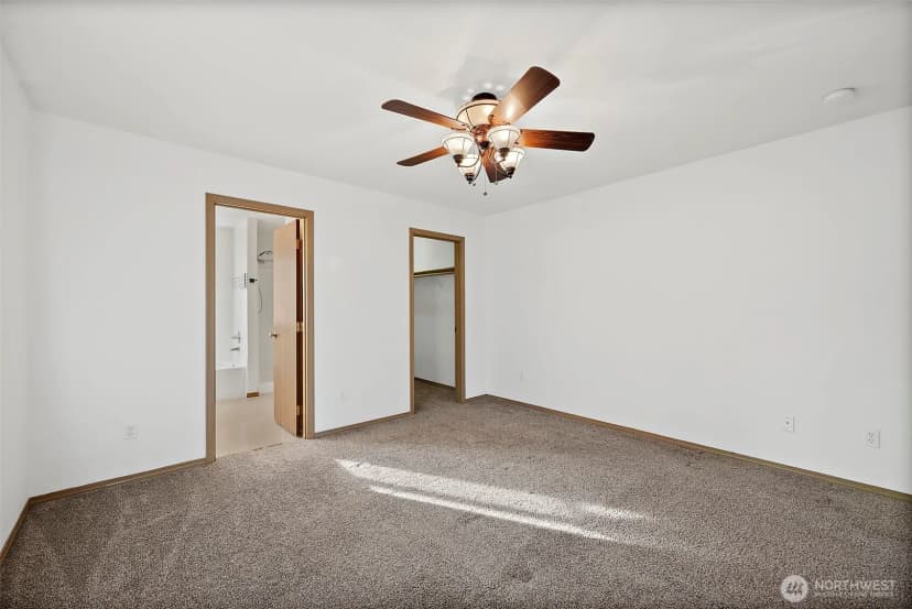 Property photo for 15415 41st Avenue E, Tacoma photo 23