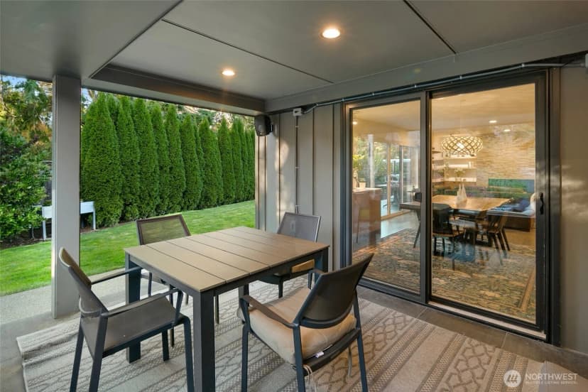 Property photo for 16505 Shore Drive Ne, Lake Forest Park photo 13
