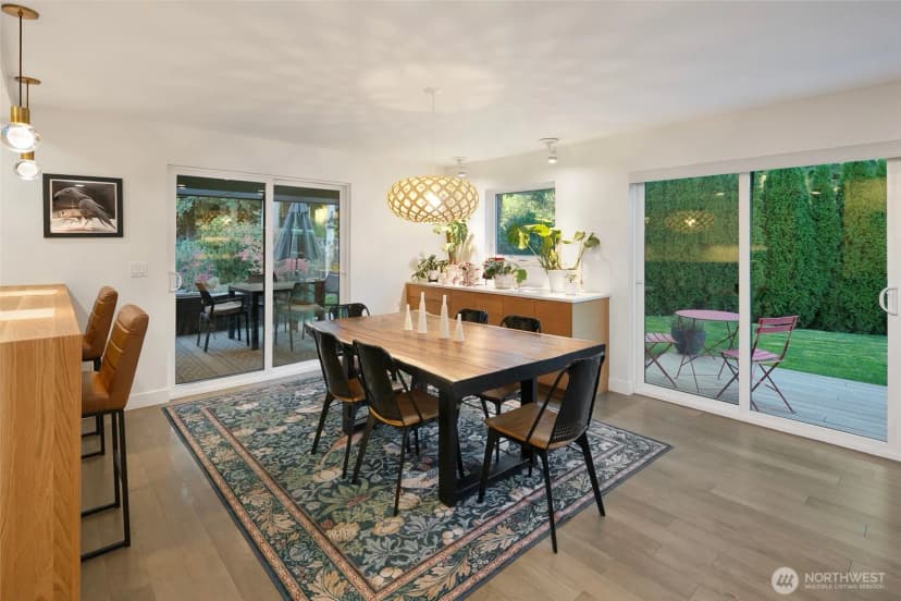 Property photo for 16505 Shore Drive Ne, Lake Forest Park photo 12