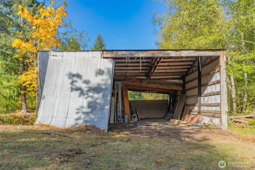 Property photo for 17328 Mulqueen Road Se, Rainier photo 28