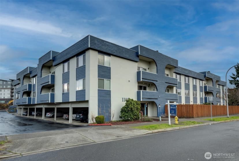 Property photo for 1100 Harrington Avenue Ne #310, Renton photo 35