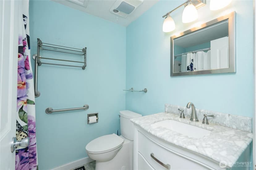 Property photo for 842 Woodbine Way, Bellingham photo 11