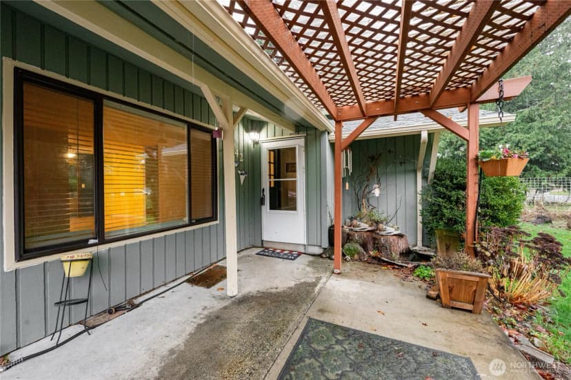 Property photo for 842 Woodbine Way, Bellingham photo 12