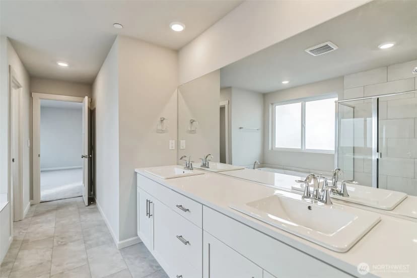 Property photo for 2604 S 8th Way, Ridgefield photo 19