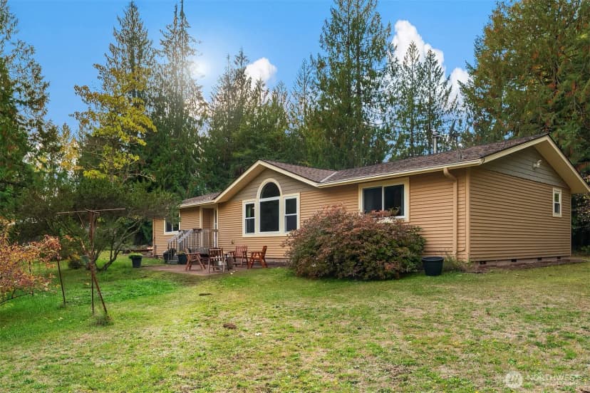 Property photo for 5817 E 398th, Eatonville photo 2