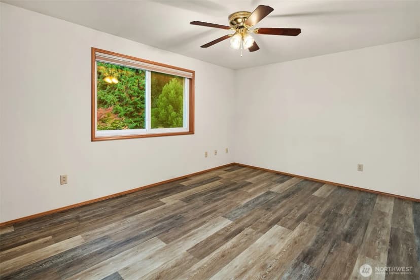 Property photo for 5817 E 398th, Eatonville photo 20