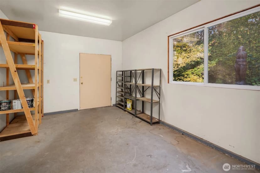 Property photo for 5817 E 398th, Eatonville photo 31