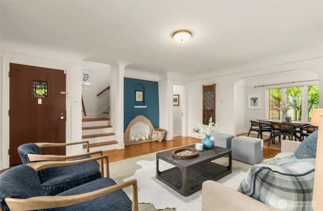Property photo for 2205 Bigelow Avenue N #6, Seattle photo 5
