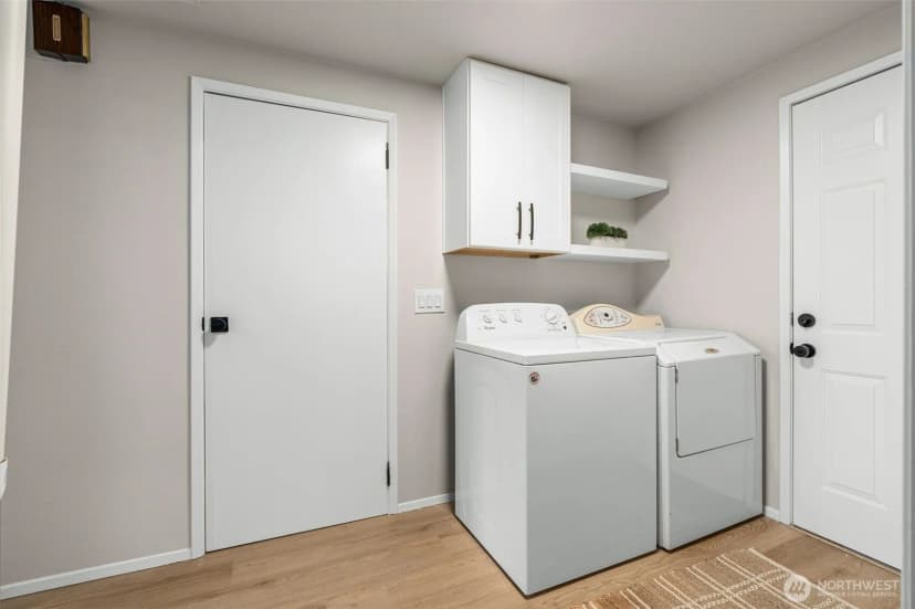 Property photo for 724 N 104th Street, Seattle photo 11
