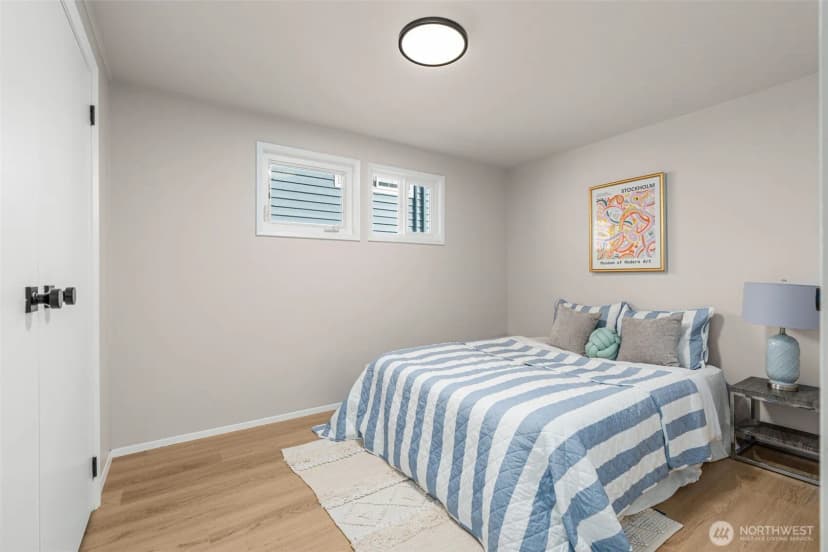 Property photo for 724 N 104th Street, Seattle photo 9