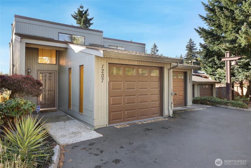 Property photo for 1207 S 308th Street #41, Federal Way photo 2