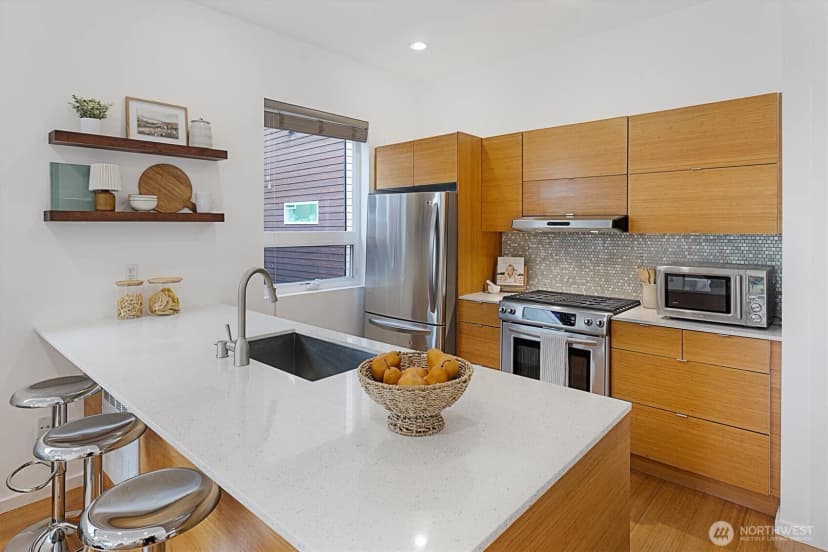 Property photo for 146 21st Avenue E #b, Seattle photo 14