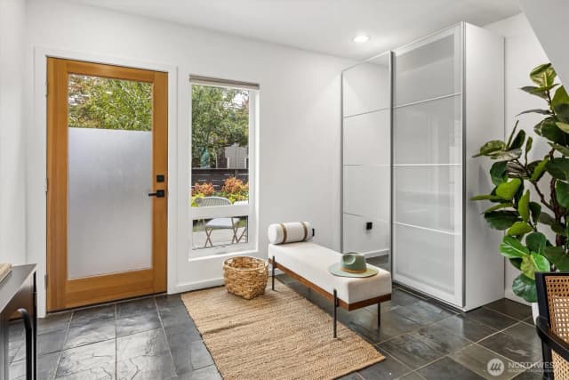 Property photo for 146 21st Avenue E #b, Seattle photo 5