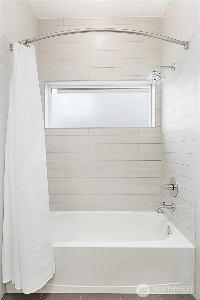Property photo for 146 21st Avenue E #b, Seattle photo 29