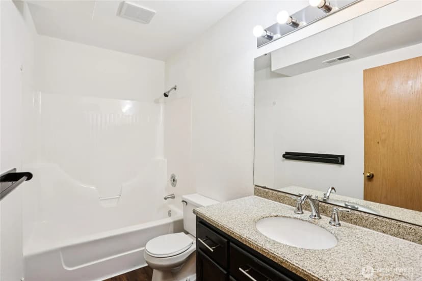 Property photo for 20403 63rd Place W, Lynnwood photo 21