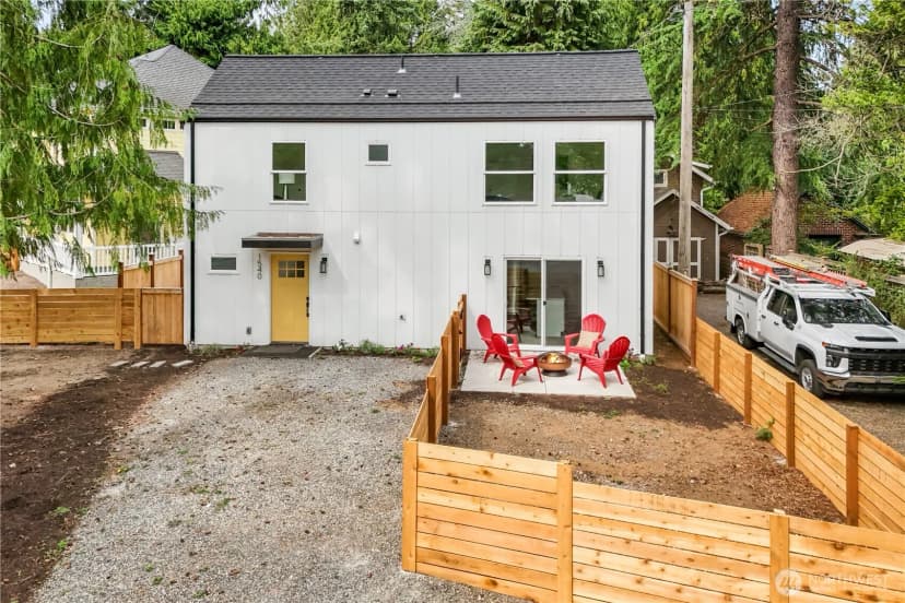 Property photo for 1540 Ne 113th Street, Seattle photo 38