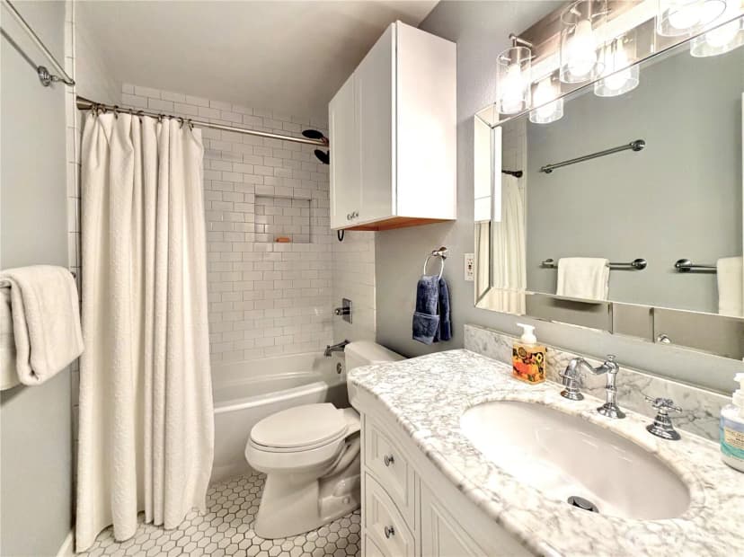 Property photo for 15934 Se 41st Place, Bellevue photo 16