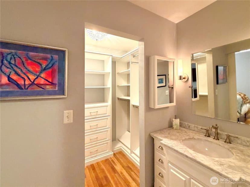 Property photo for 15934 Se 41st Place, Bellevue photo 13