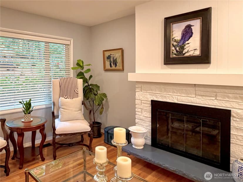 Property photo for 15934 Se 41st Place, Bellevue photo 6