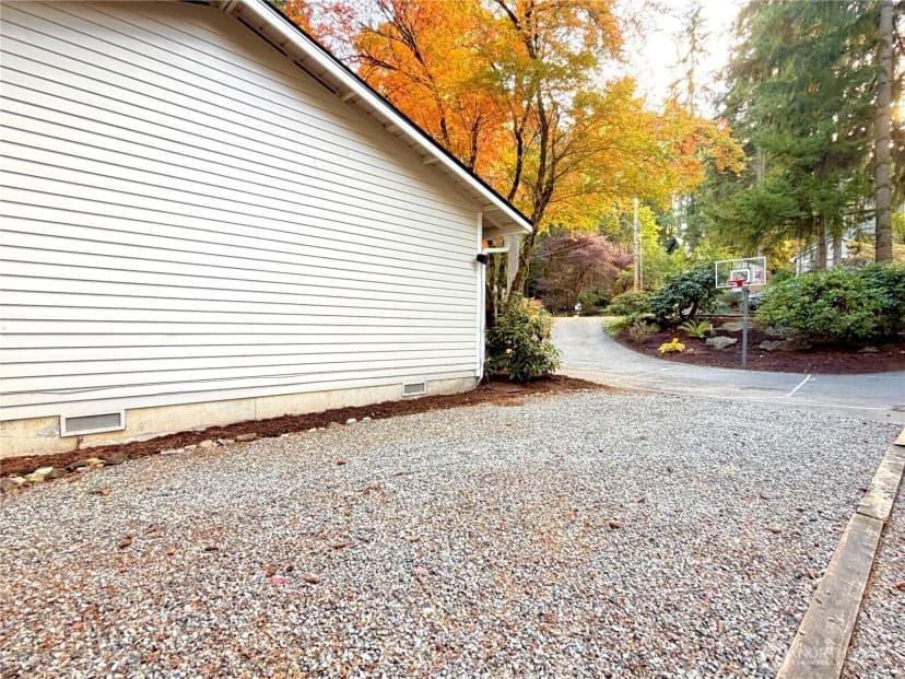 Property photo for 15934 Se 41st Place, Bellevue photo 25