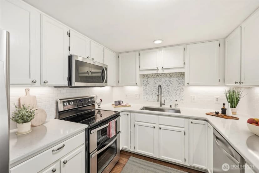 Property photo for 4081 224th Lane Se #210, Issaquah