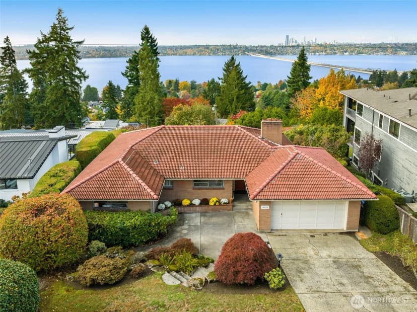 Property photo for 3011 70th Avenue Se, Mercer Island photo 37