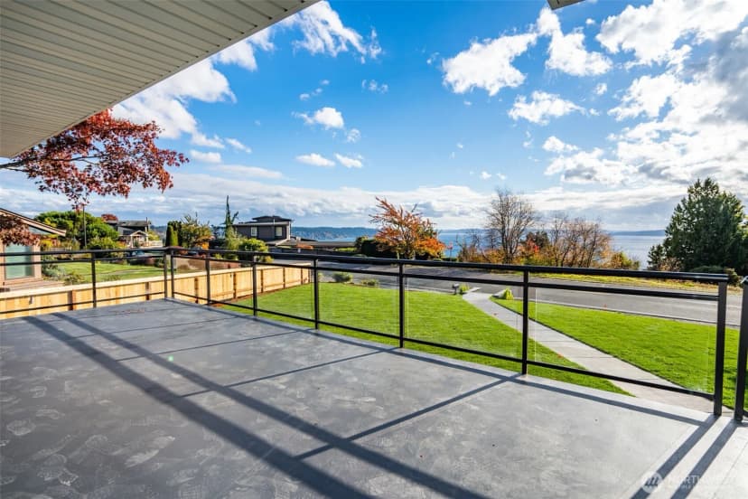 Property photo for 10650 Marine View Drive Sw, Seattle photo 26