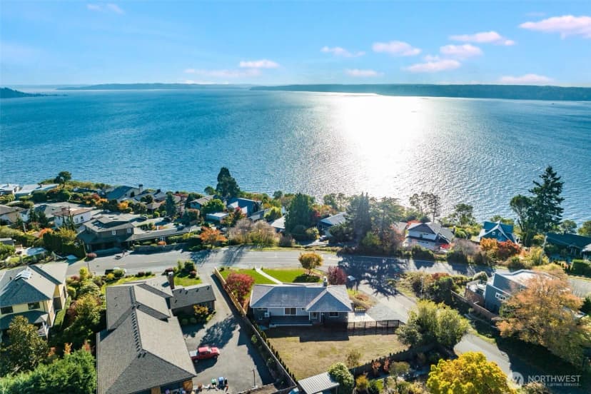 Property photo for 10650 Marine View Drive Sw, Seattle photo 39