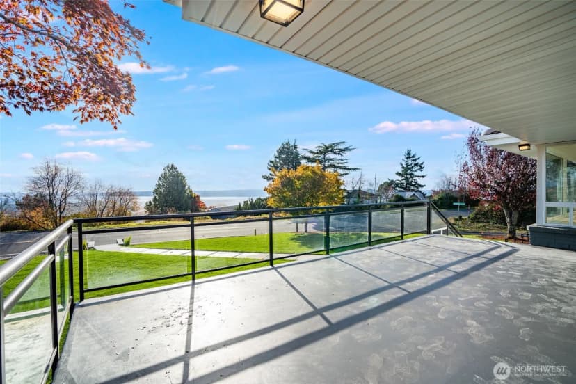 Property photo for 10650 Marine View Drive Sw, Seattle photo 25