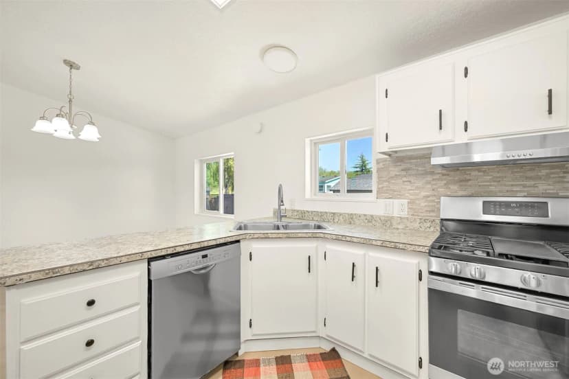 Property photo for 8356 Seawan Place, Blaine photo 14