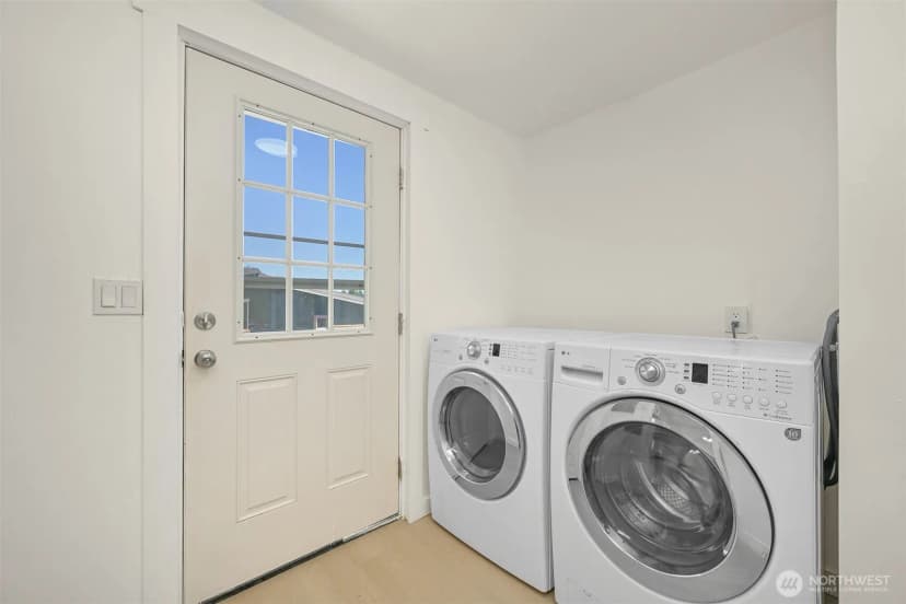 Property photo for 8356 Seawan Place, Blaine photo 15
