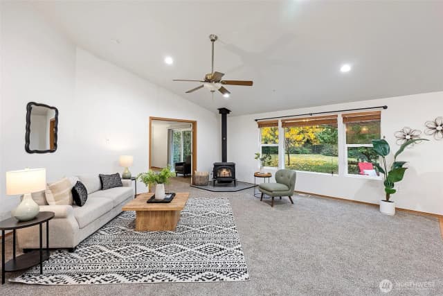 Property photo for 16306 134th Street Nw, Gig Harbor photo 4