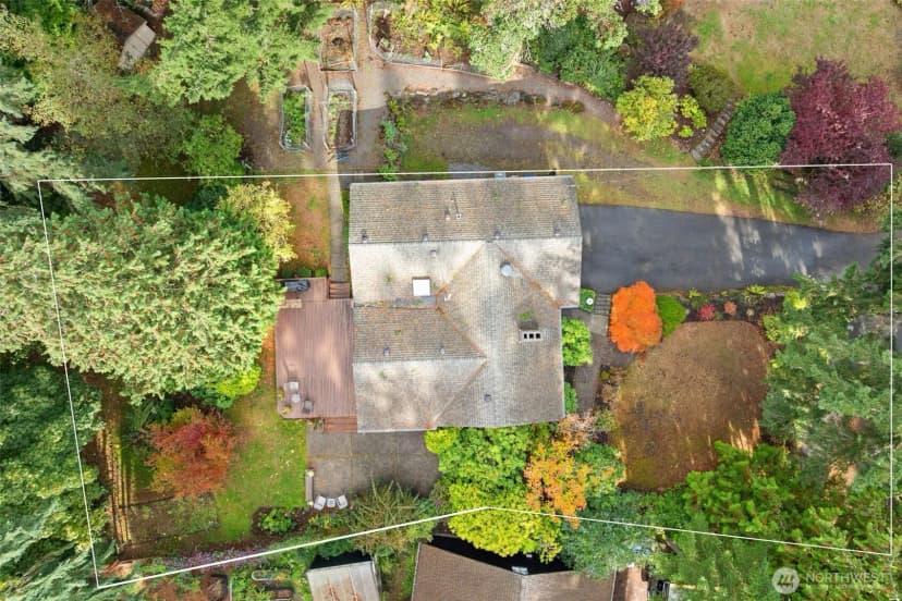 Property photo for 17015 32nd Avenue Ne, Lake Forest Park photo 5