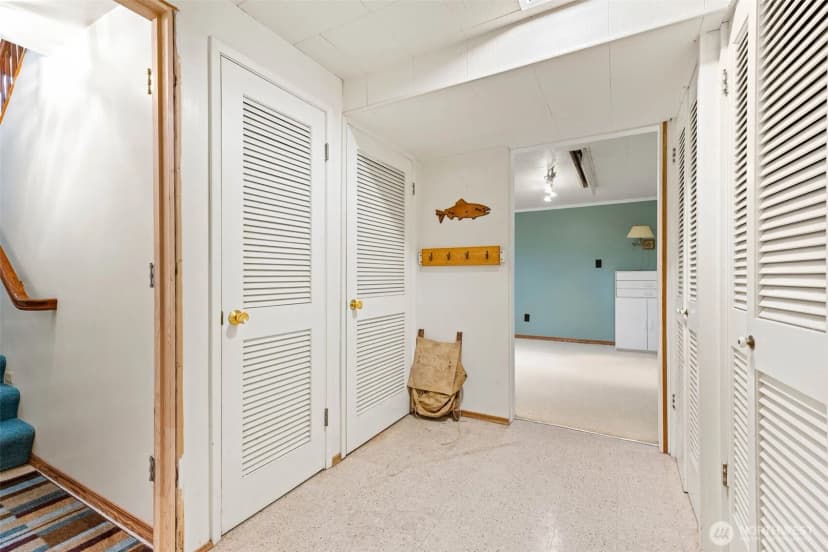 Property photo for 17015 32nd Avenue Ne, Lake Forest Park photo 22
