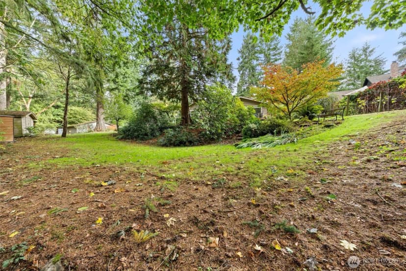 Property photo for 17015 32nd Avenue Ne, Lake Forest Park photo 36
