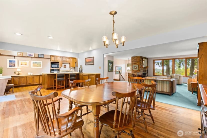 Property photo for 17015 32nd Avenue Ne, Lake Forest Park photo 12