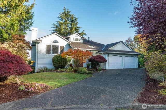 Property photo for 1902 Clover Place, Mukilteo