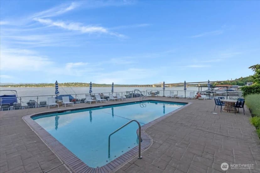 Property photo for 720 Lakeside Avenue S #406, Seattle photo 24